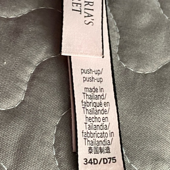 Brand New- Victoria’s Secret Bra - Picture 6 of 7